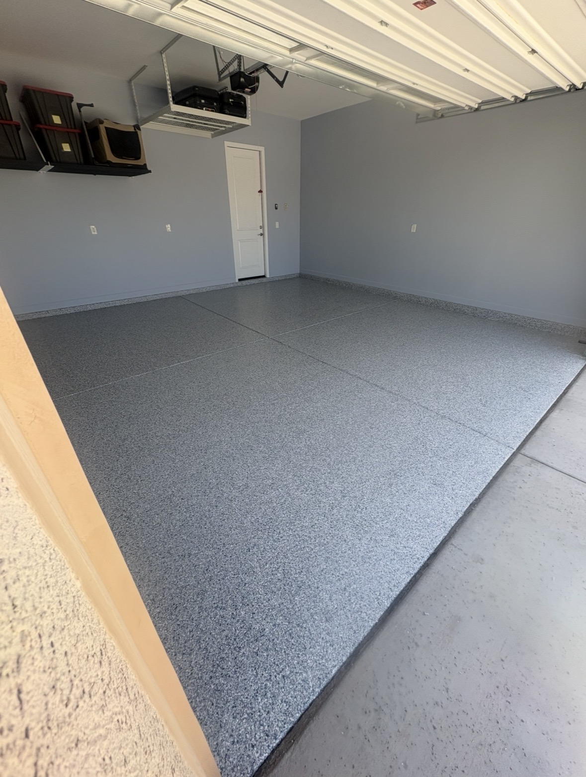 Finished coating installation